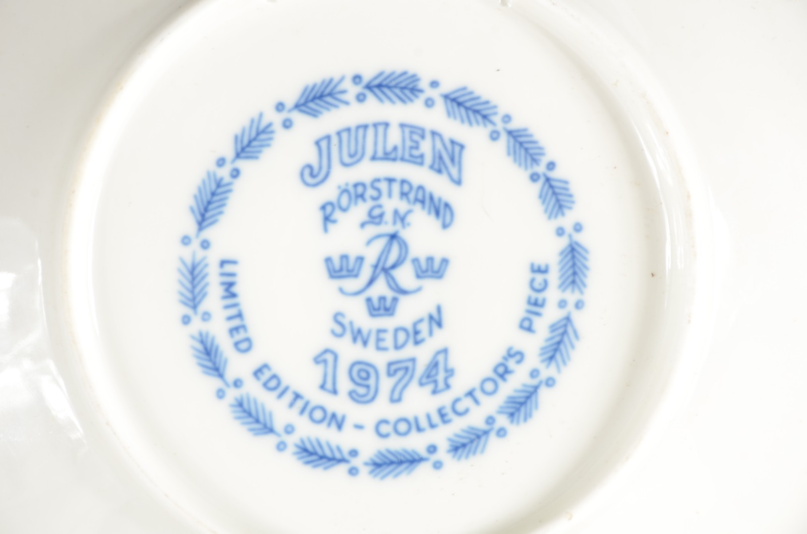 Quatro pratos com edição limitada, de porcelana sueca dos anos... - foto 6 de 7