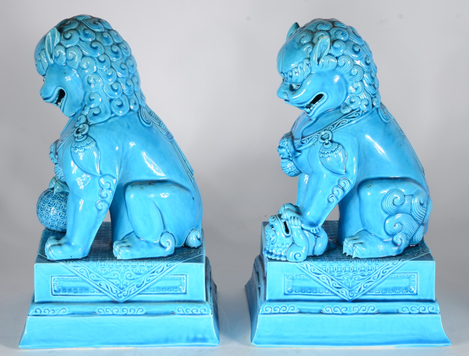 Par de esculturas de porcelana oriental azul turquesa representando... - foto 2 de 7