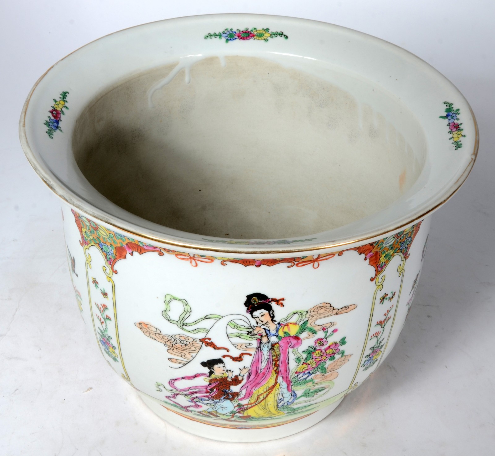 Cachepot de porcelana chinesa decorado com gueixa e criança em... - foto 3 de 5