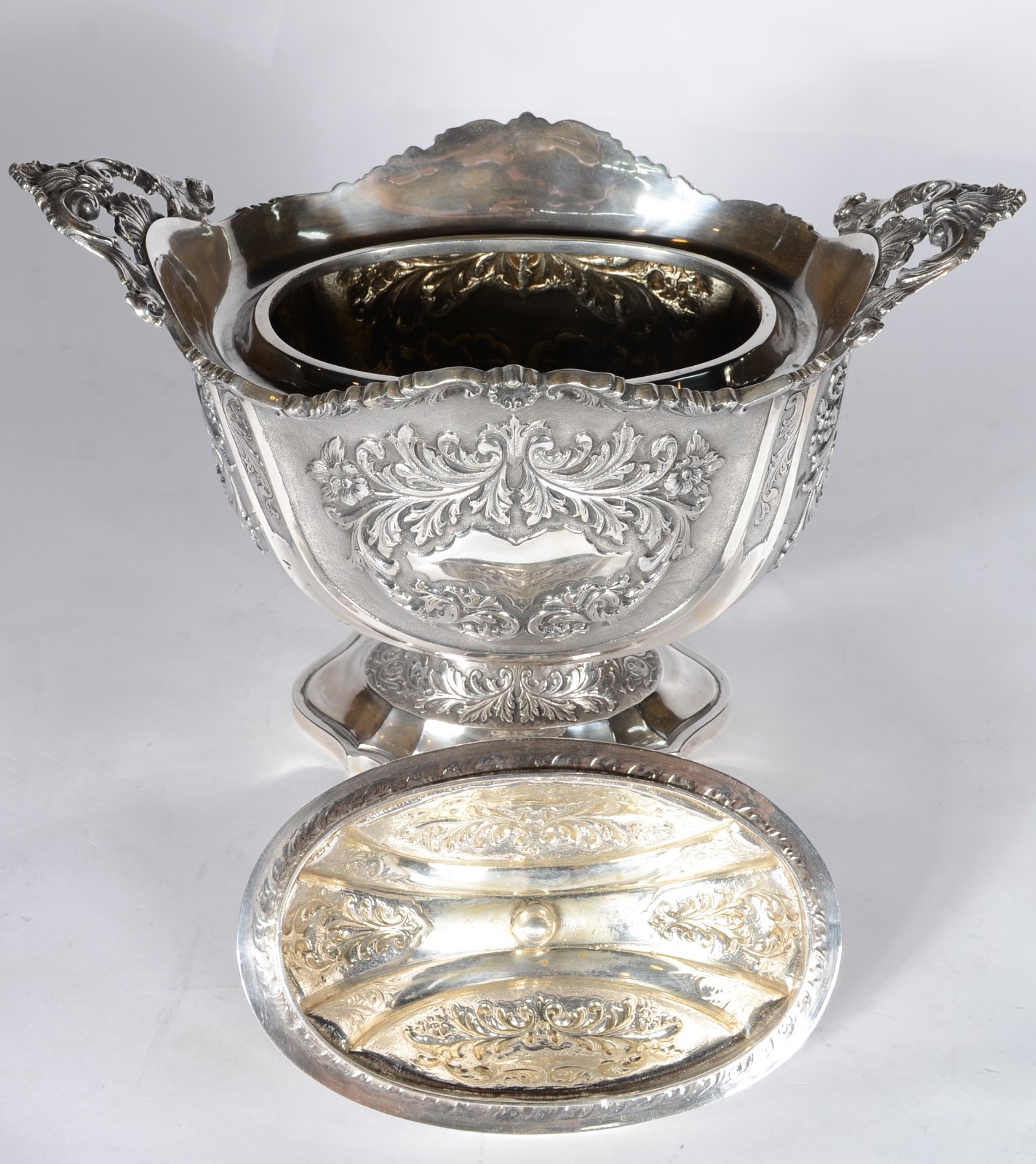 Elegante sopeira/centro de mesa de prata portuguesa, contraste P... - foto 2 de 7