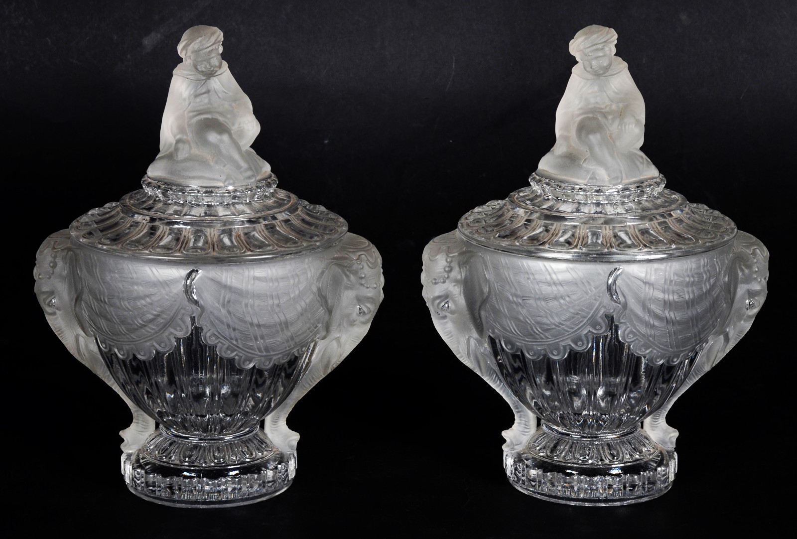 Baccarat (1764), Le Cornac Drageoir - foto 1 de 7
