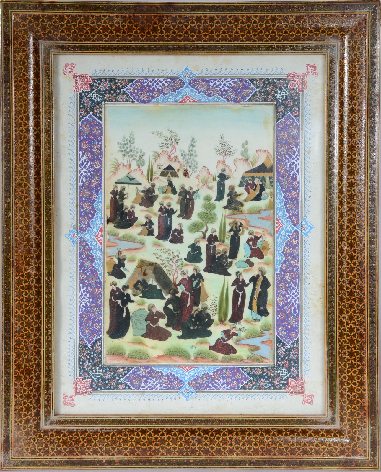 Pintura oriental sobre placa de acetado representando figuras e... - foto 2 de 5