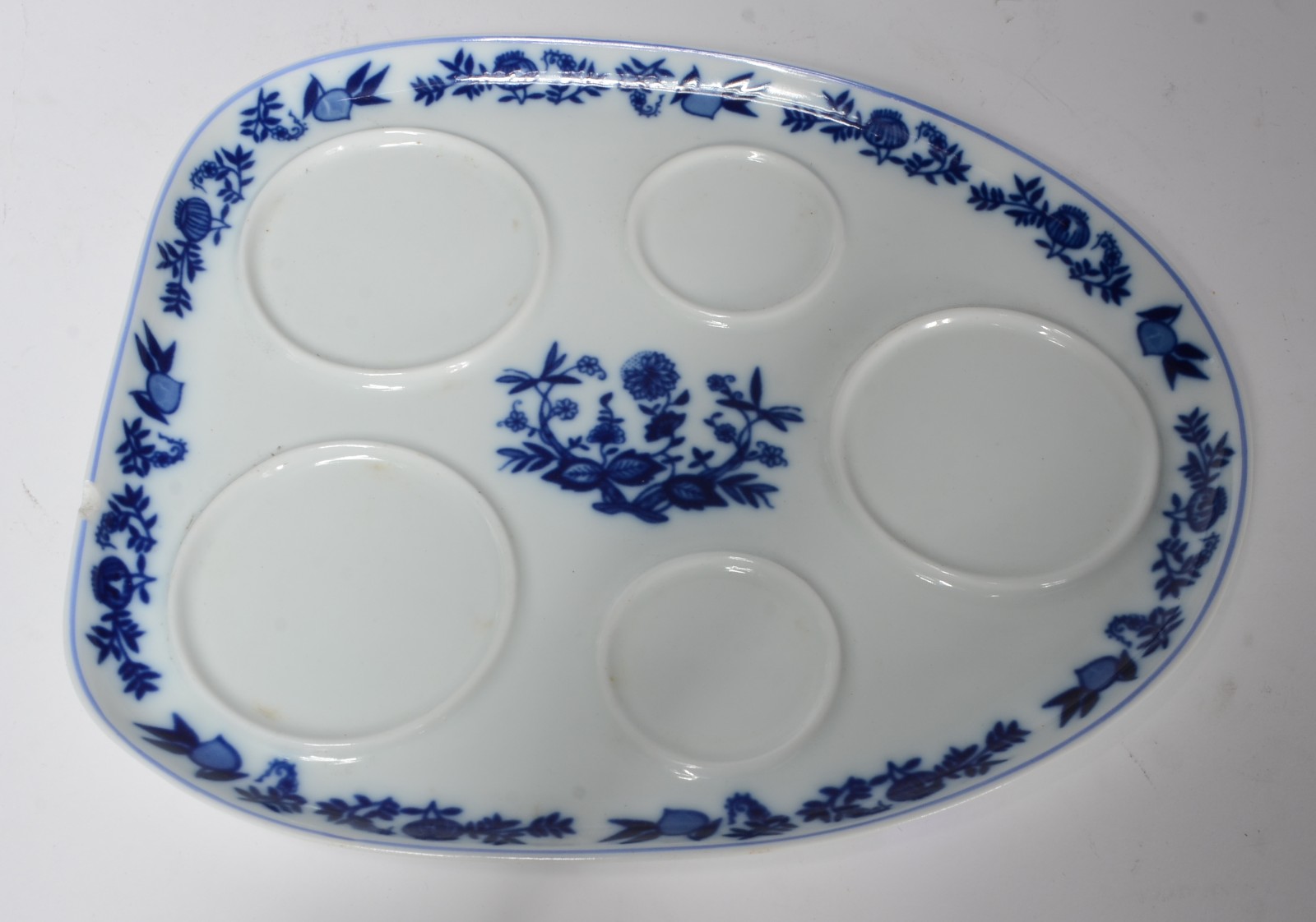 Diversas peças, sendo: Galheiro de porcelana Steatita, decoração... - foto 8 de 9