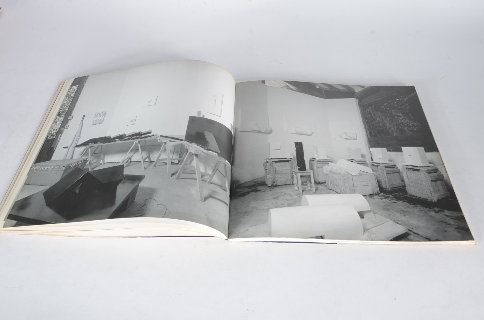 Quatro livros diversos: A) Camargo B)Ray Smith Small Changes C)... - foto 6 de 11