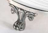 Christofle (1830),  - Duas peças de metal prateado, sendo: salva com pés de garra marca Rebouças, e bowl de metal prateado Christofle. Desgastes.