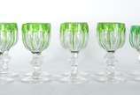 Conjunto com 10 cálices de cristal europeu doub... - Conjunto com 10 cálices de cristal europeu doublé verde facetado para vinho do Porto. Acompanham 4 cálices de modelo ligeiramente diferente. Tot...
