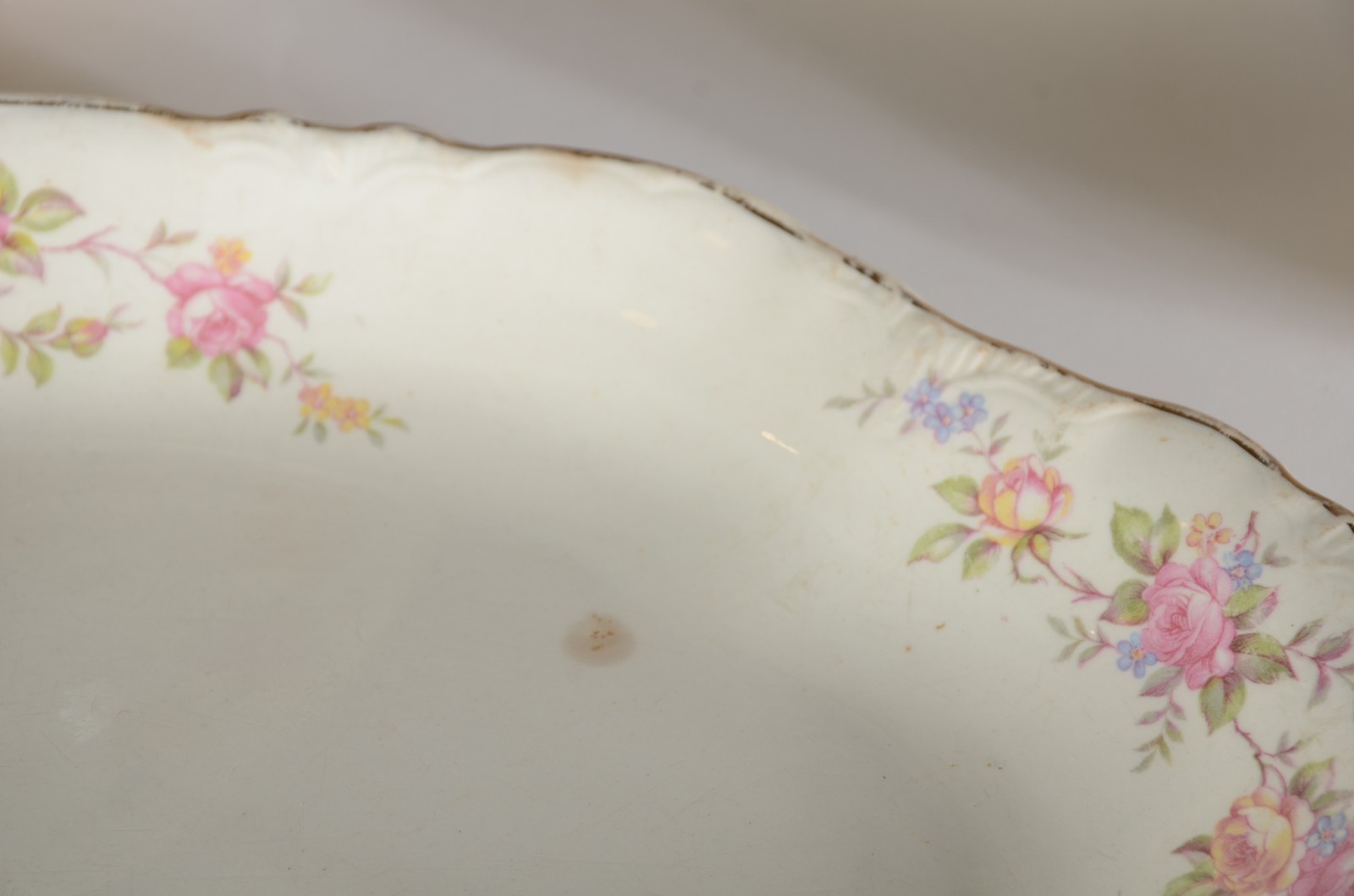 Aparelho de jantar de faiança "Homer Laughlin" na cor bege com flores... - foto 4 de 8