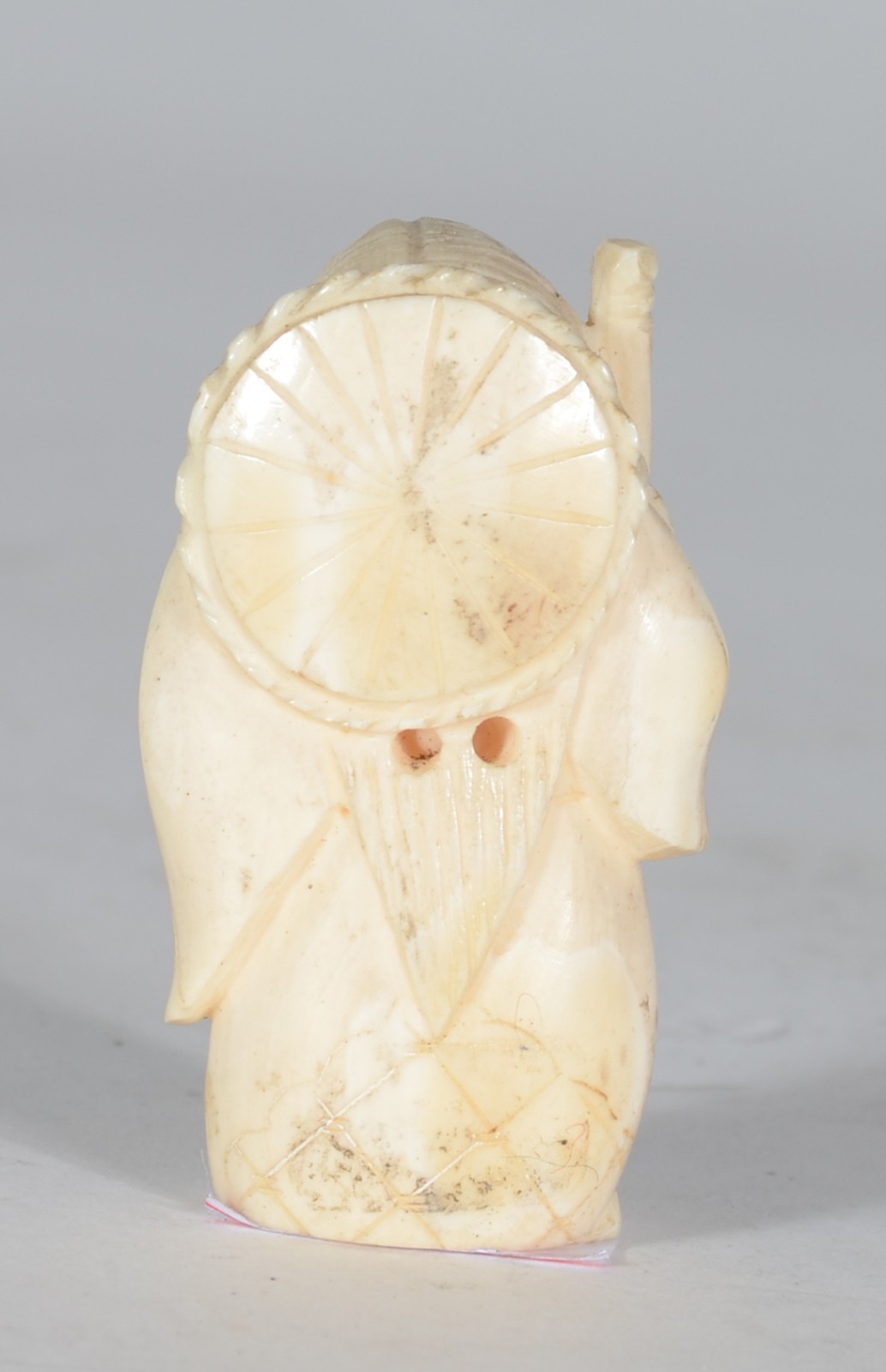 Netsuke representando figura do teatro Kabuki, rosto móvel. - foto 4 de 7