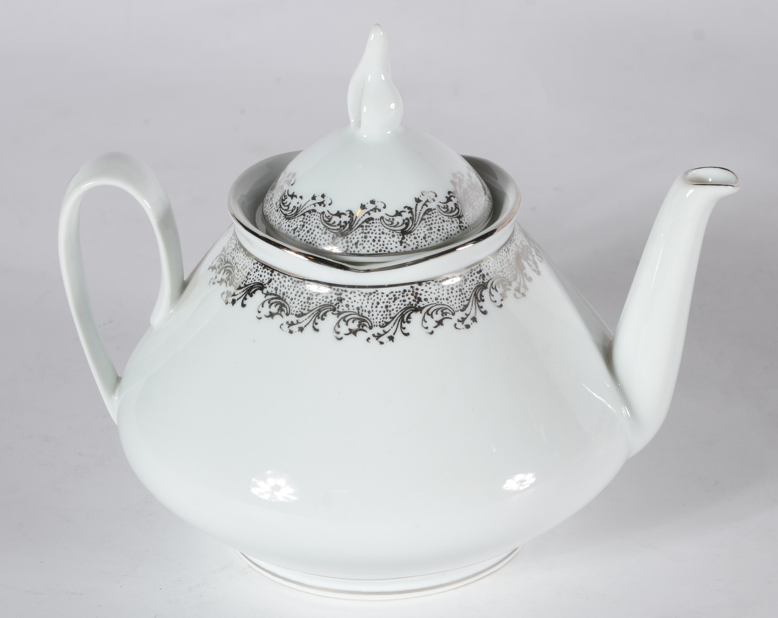 Serviço de chá e café de porcelana Real branca com guirlandas... - foto 2 de 6