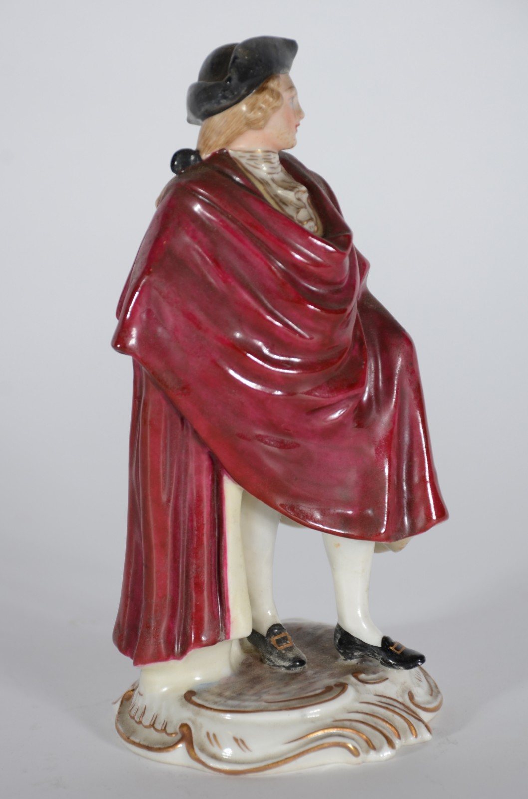 Escultura de porcelana italiana policromada representando figura de... - foto 3 de 7