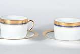 Limoges (1771),  - Duas canecas para consome com pires de porcelana francesa Limoges.