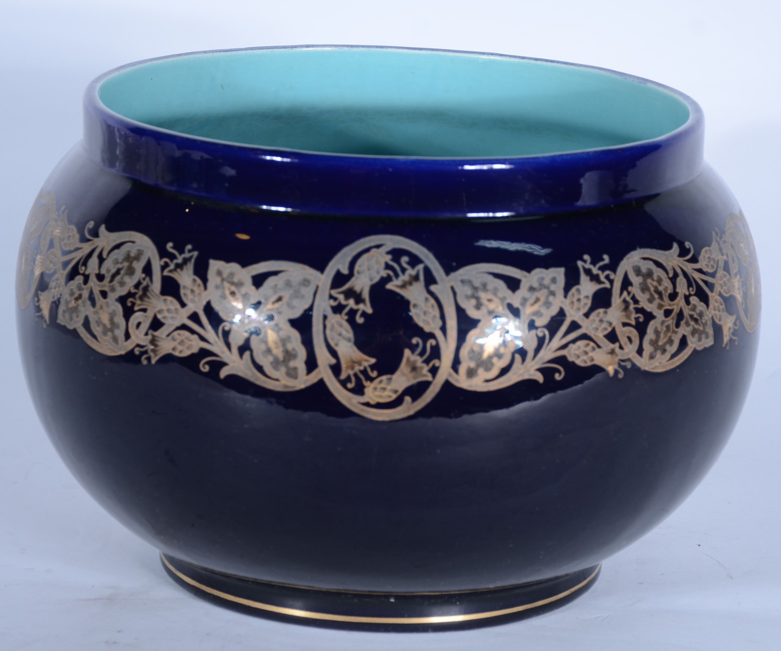 Cachepot de faiança azul cobalto com guirlandas florais, interior na... - foto 1 de 7