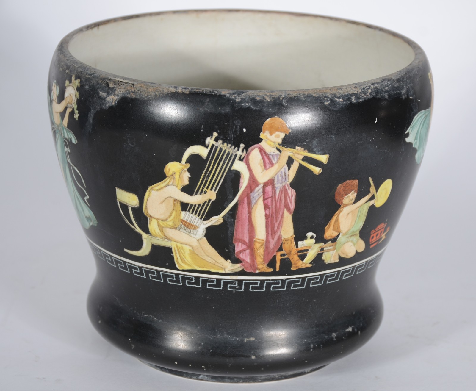 Cachepot de porcelana inglesa preta com figuras de musicistas em... - foto 1 de 3