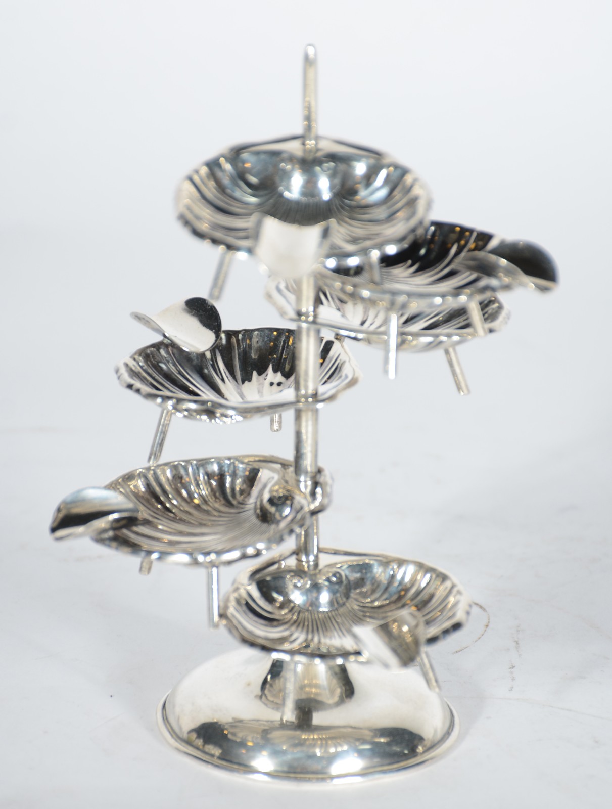 Conjunto com 6 cinzeiros individuas com suporte de prata Sterling... - foto 2 de 6
