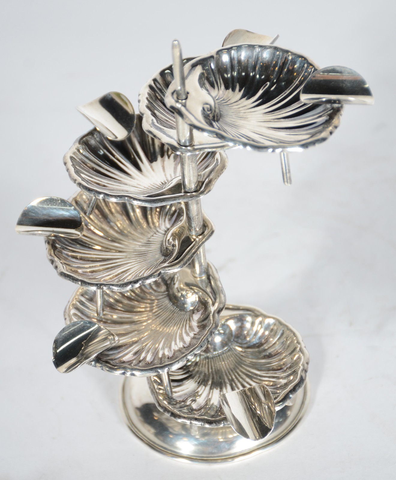 Conjunto com 6 cinzeiros individuas com suporte de prata Sterling... - foto 4 de 6