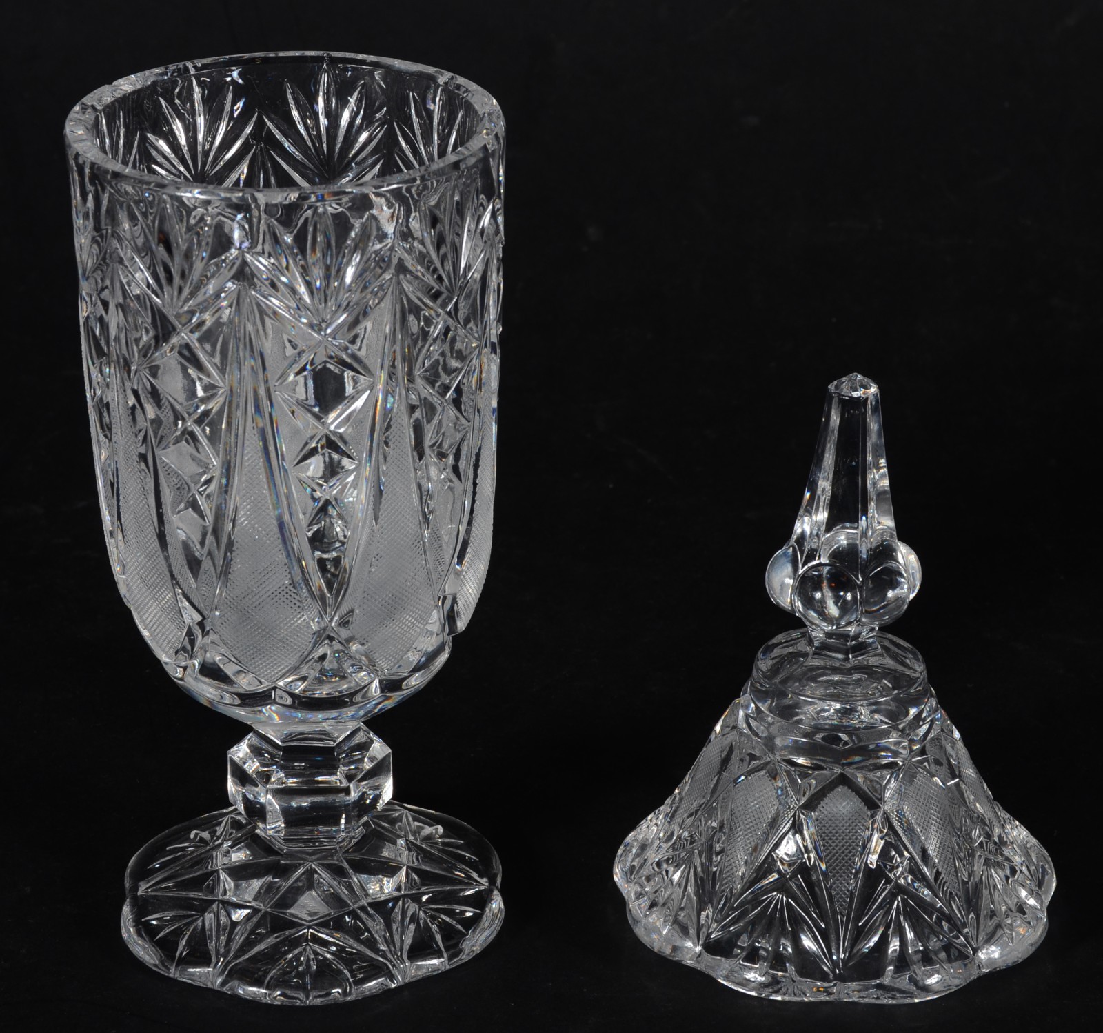 Bomboniere de cristal lapidado. - foto 2 de 6