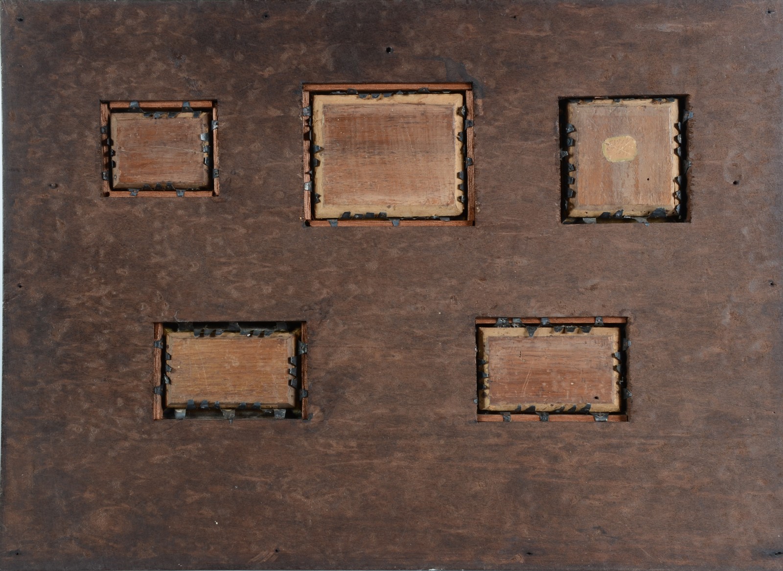 Quadro com cinco miniaturas de natureza morta pintados a óleo sobre... - foto 7 de 7