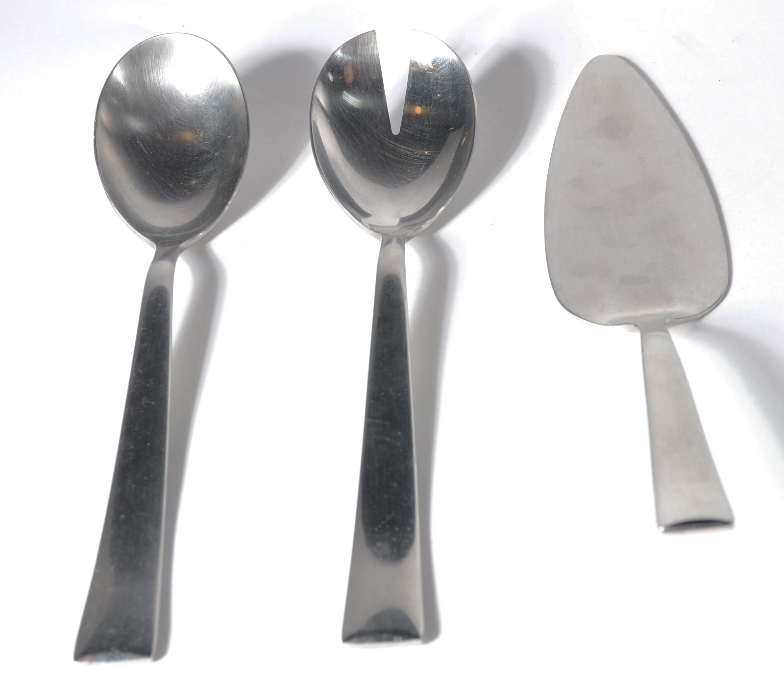 Faqueiro de aço inox "Spicy", composto de: 12 garfos, 12 colheres, 12... - foto 3 de 8