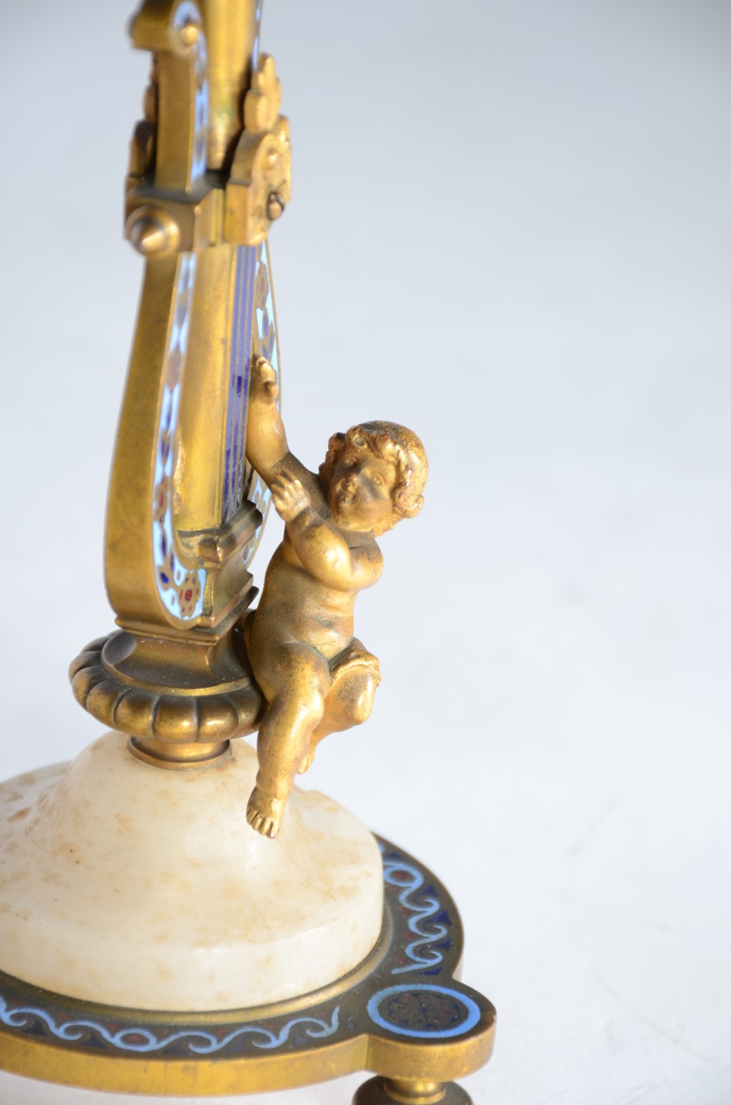 Par de belíssimos solifleures com figuras de "pucci" com harpas de... - foto 3 de 6
