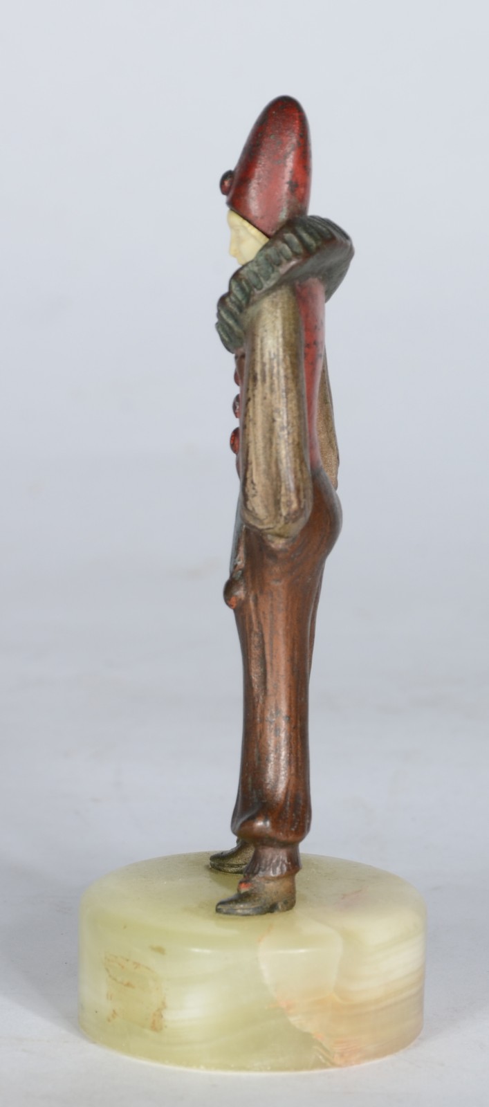Escultura de bronze representando Pierrot com rosto de marfim, base... - foto 4 de 6