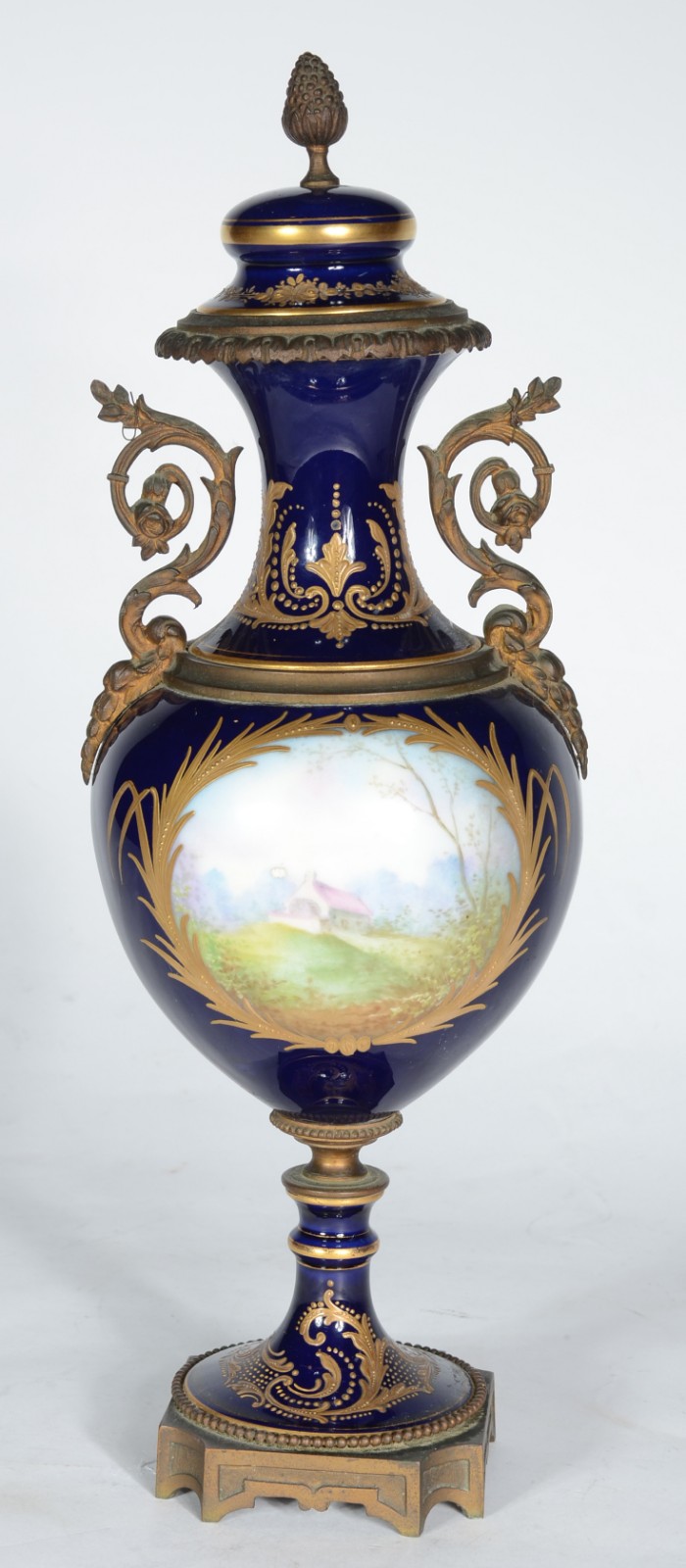 Sèvres (1740) - foto 2 de 8