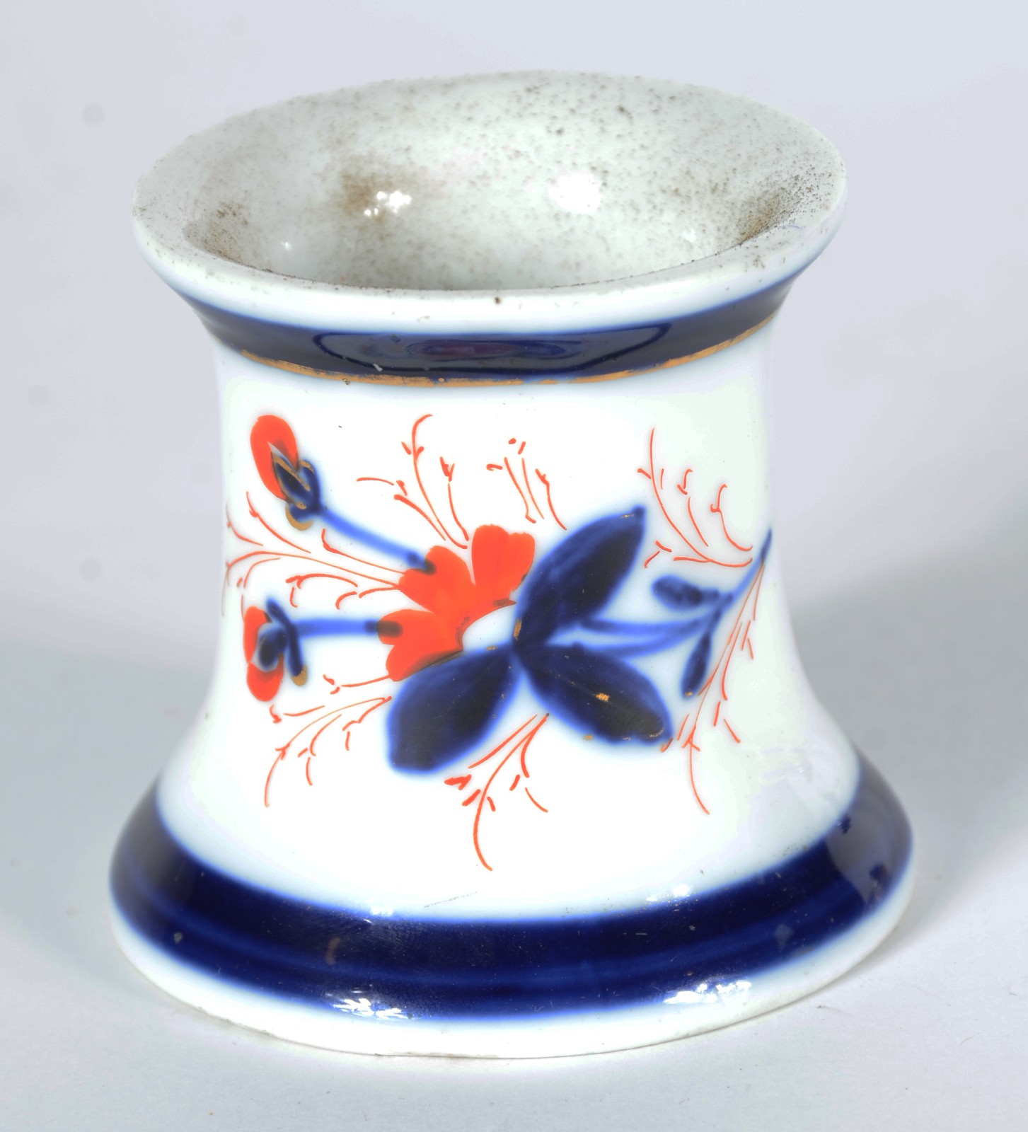 Diversas peças de porcelana japonesa Imari, sendo: bowl, castiçal e... - foto 3 de 11