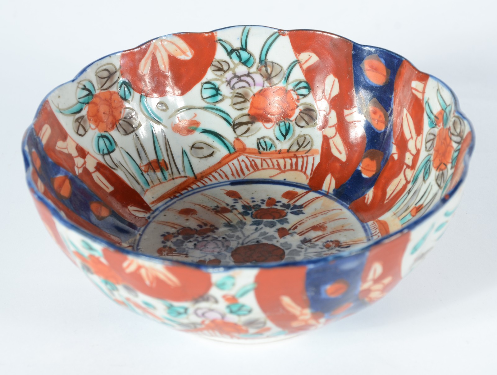 Diversas peças de porcelana japonesa Imari, sendo: bowl, castiçal e... - foto 6 de 11