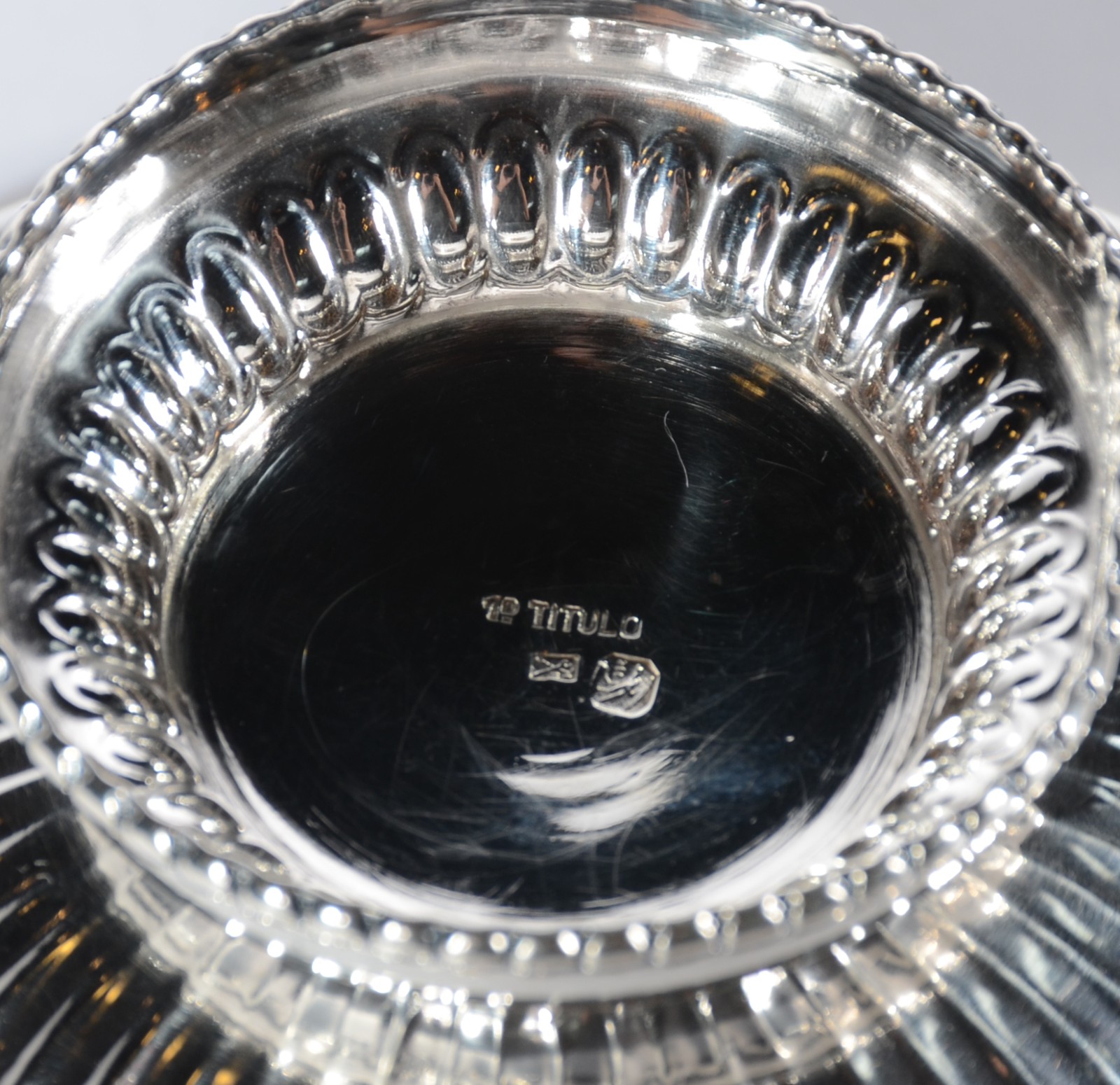 Par de bowls de prata portuguesa, contraste Águia - 1º título... - foto 5 de 5