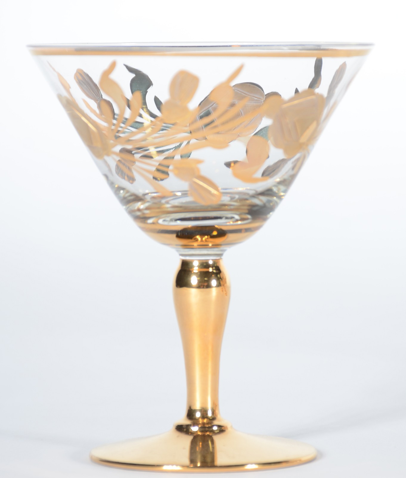 Conjunto com 10 taças para champagne em demi cristal decoradas com... - foto 3 de 3