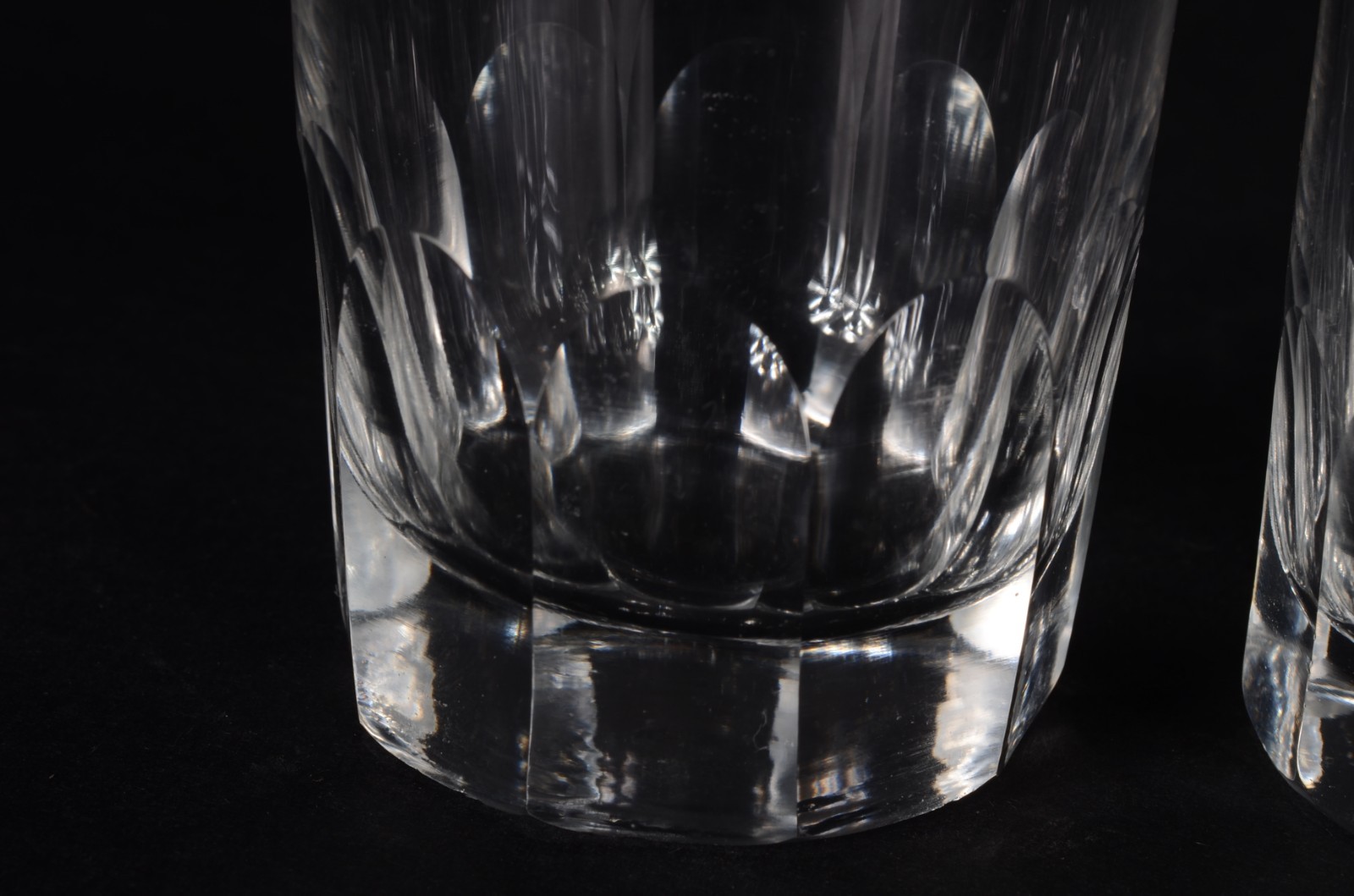 Conjunto com 6 copos longos e 9 copos para batida de cristal com... - foto 2 de 4