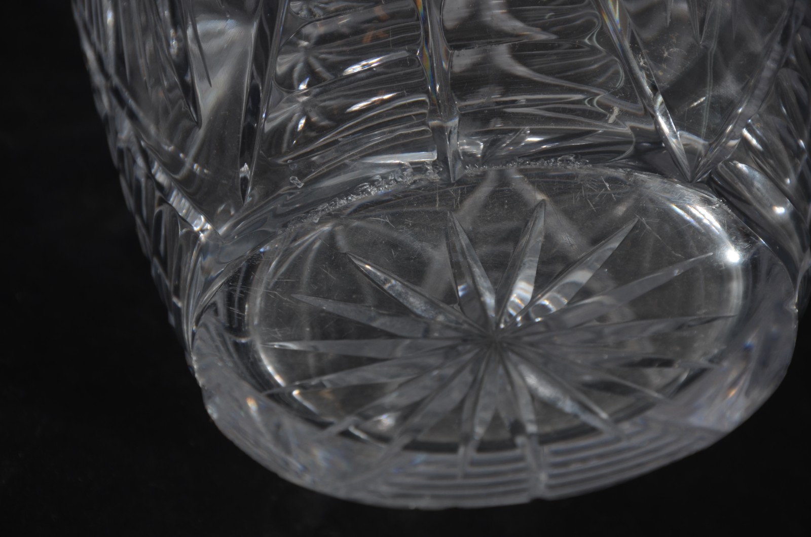 Vaso de cristal tcheco lapidado. - foto 6 de 6