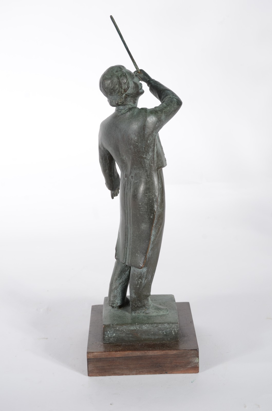 Escultura de bronze patinado representando maestro Carlos Gomes... - foto 4 de 5