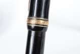 Montblanc (1906),  - Caneta tinteiro, vintage, corpo em resina com detalhes revestido em ouro, pena em ouro 14 k. Década de 50. Fabricada na Alemanha.