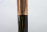 Montblanc (1906),  - Caneta tinteiro, vintage, corpo em resina rajada, tampa em ouro, detalhes e pena em ouro 14 k. Década de 50. Fabricada na Alemanha.