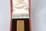 Cartier (1847),  - Isqueiro francês em plaque d'or. No estojo