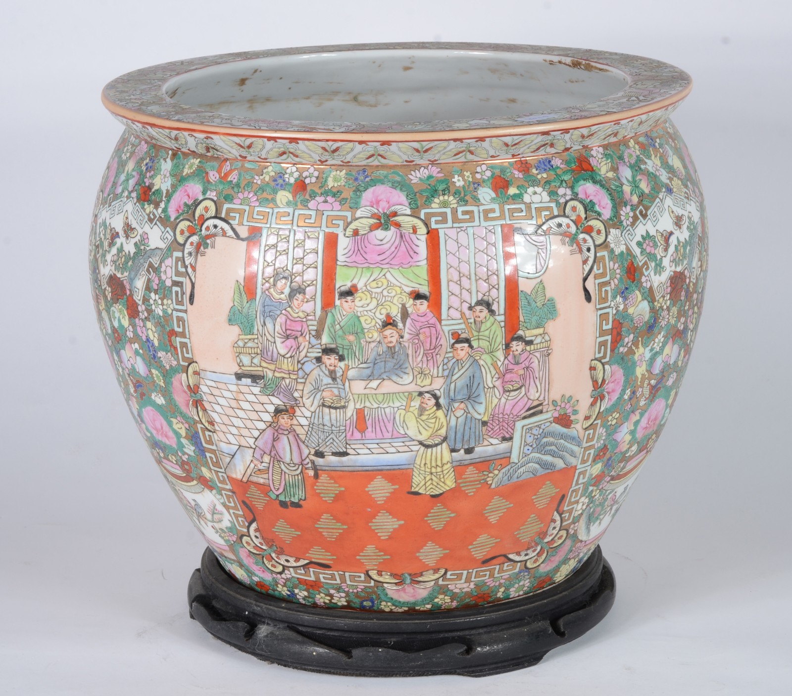 Cachepot de porcelana chinesa decorado com figuras típicas em tons... - foto 1 de 4