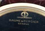 Baume & Mercier (1830),  - Relógio de pulso, caixa de ouro 18k., pulseira de couro.
