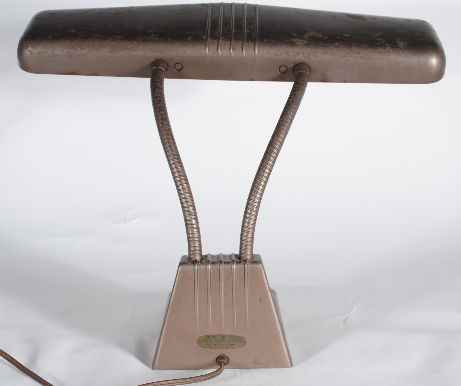 Luminária de metal para mesa de escritório, estilo "xerife". Anos... - foto 6 de 7