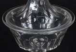 Baccarat (1764),  - Compoteira e 12 pratos de sobremesa de cristal francês Baccarat. Parte interna da tampa com "trincado".