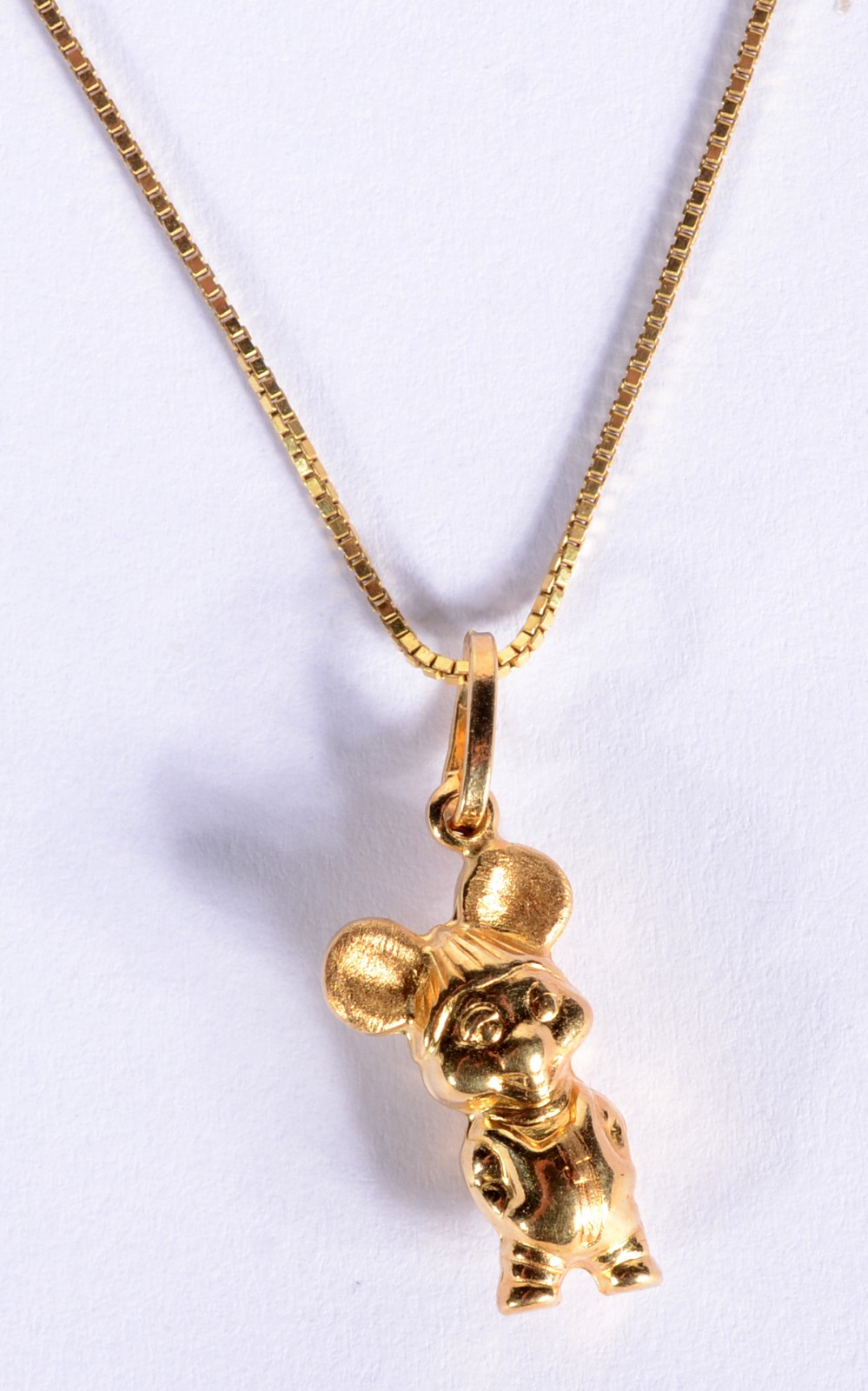 Colar com pendente de ouro 18 k., contraste 750 mls . (Por motivos de... - foto 1 de 5