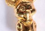 Colar com pendente de ouro 18 k., contraste 750... - Colar com pendente de ouro 18 k., contraste 750 mls . (Por motivos de segurança a peça não se encontra na loja).