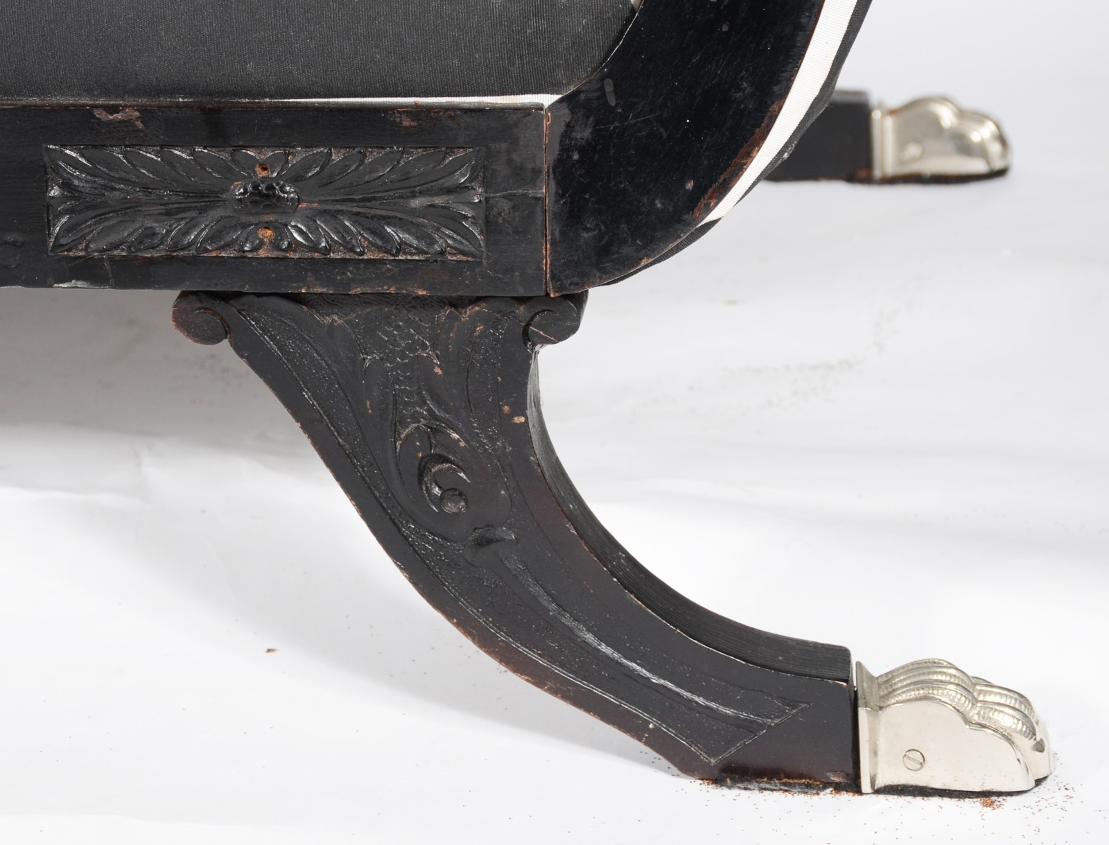 Conjunto de sofá para 3 lugares e par de poltronas de madeira nobre... - foto 5 de 10