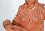 NILSON DE TRACUNHAÉM,  - Arte Popular - Escultura de barro cozido representando Pietá.