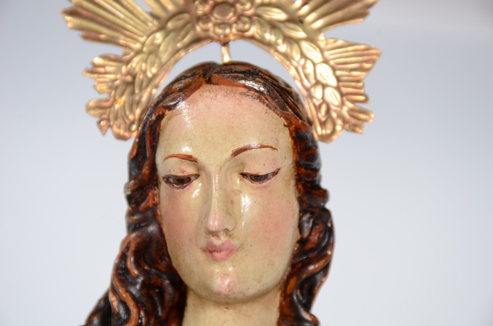 Nossa Senhora - Imagem de madeira policromada com guarnição em prata... - foto 3 de 11