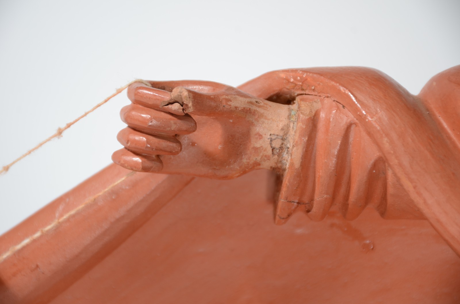Arte popular - Escultura em barro cozido representando Nossa Senhora... - foto 10 de 10