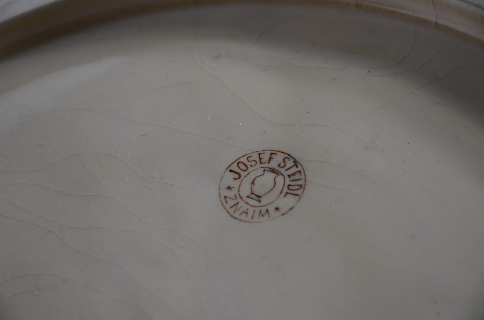 Par de medalhões de cerâmica austríaca majolica - Josef Steidl... - foto 6 de 6
