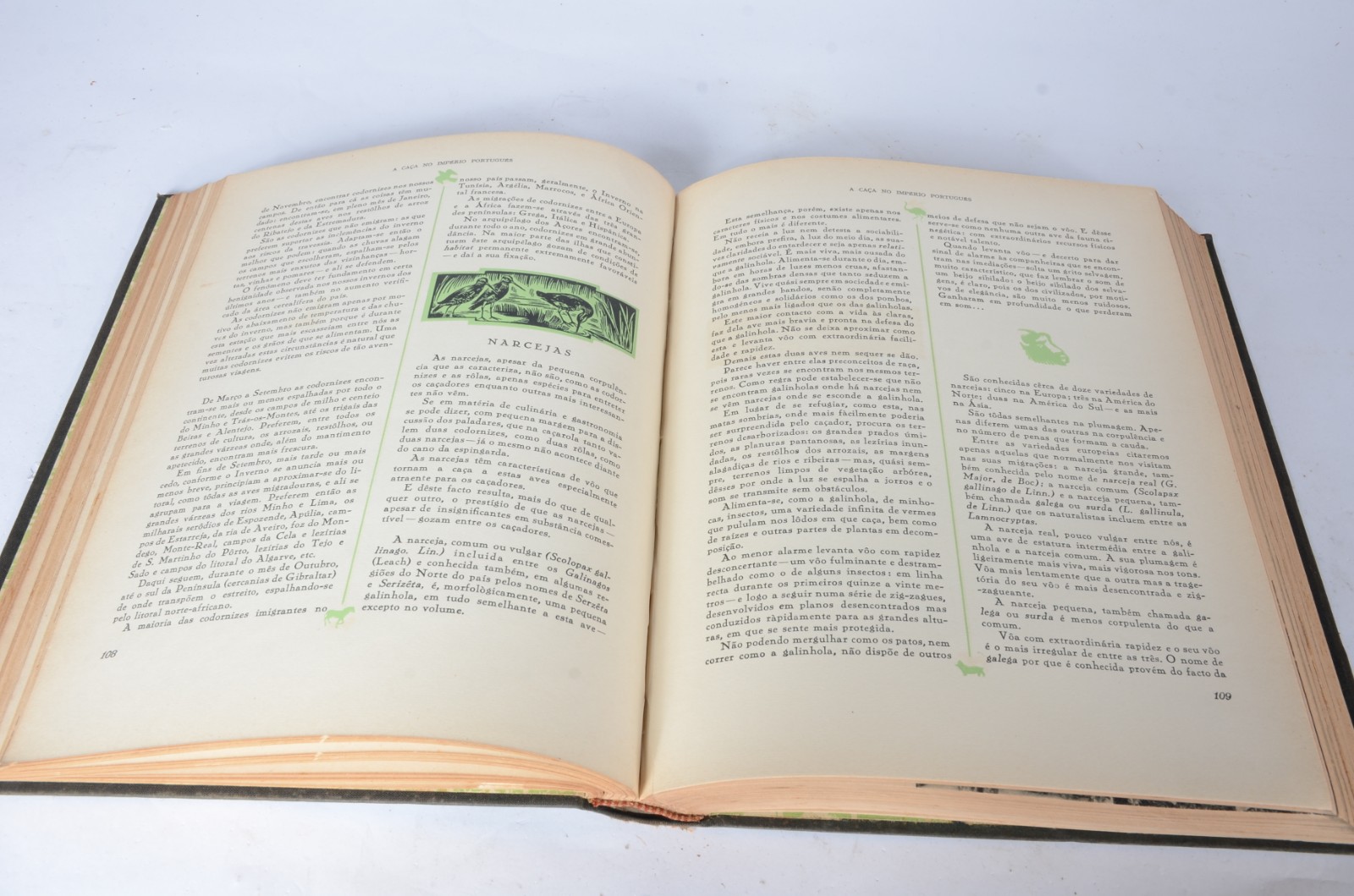 Dois livros - A caça no Império Português. - foto 5 de 8