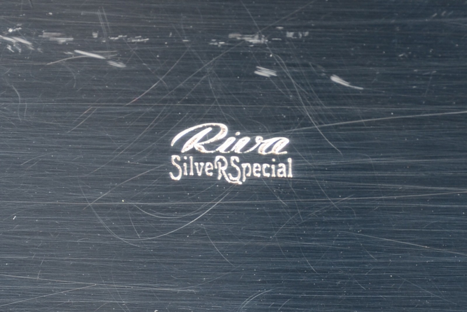 Porta pirex com rechaud de metal prateado "Riva". - foto 6 de 7