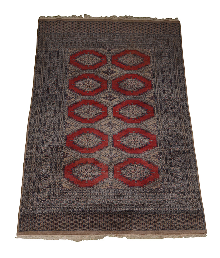 Tapete Pakistan Medidas 1,86 x 1,24 m.
