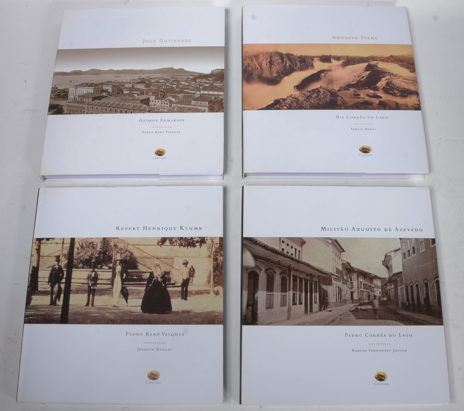 Quatro livros - A) Militão Augusto de Azevedo - Pedro Corrêa Lago B)... - foto 1 de 8